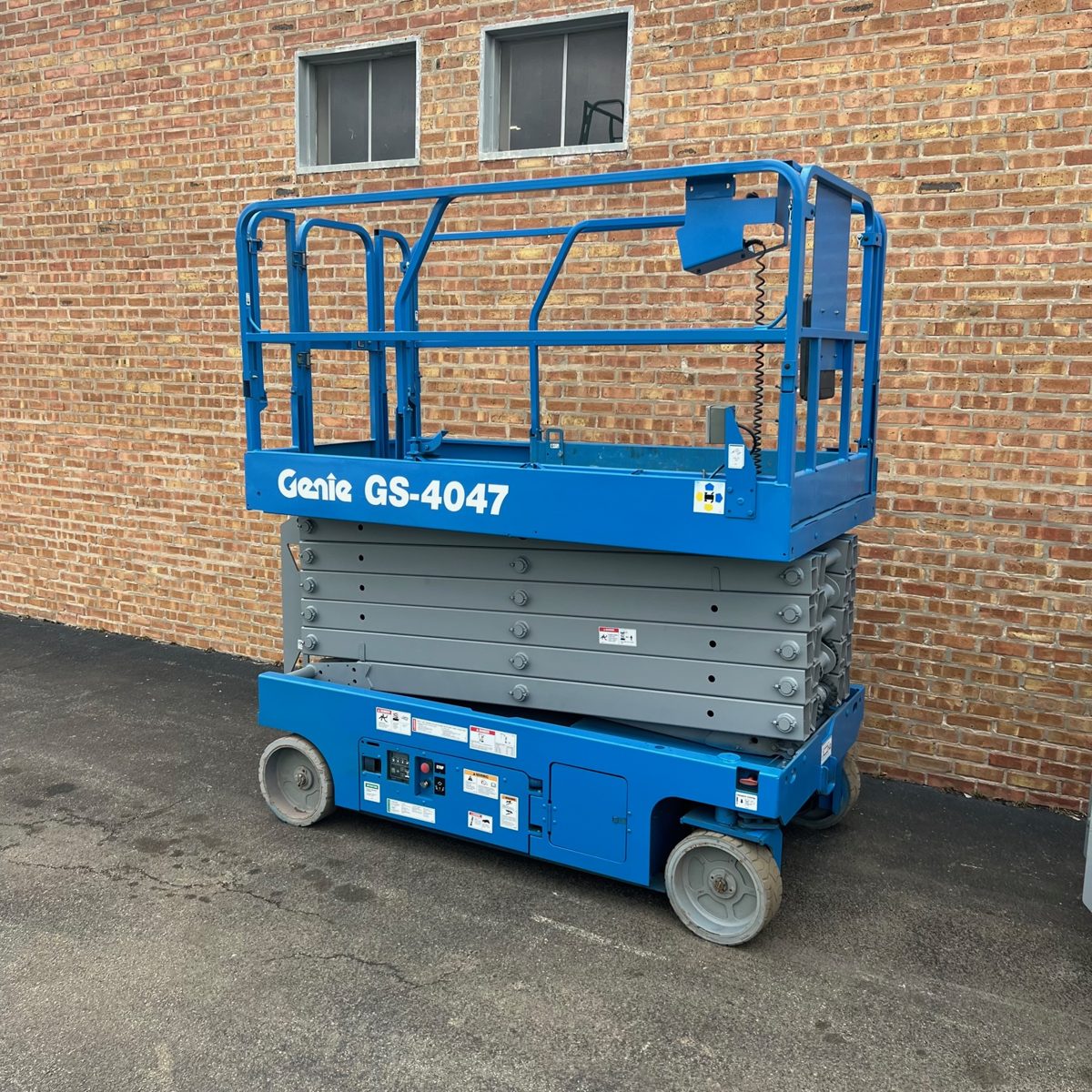 Genie scissor lift service in Addison, IL